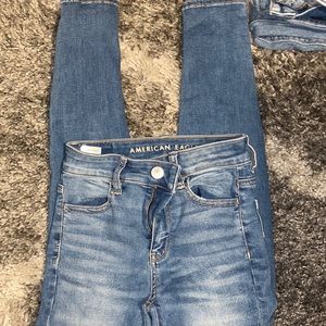 American Eagle, size 00, no rips